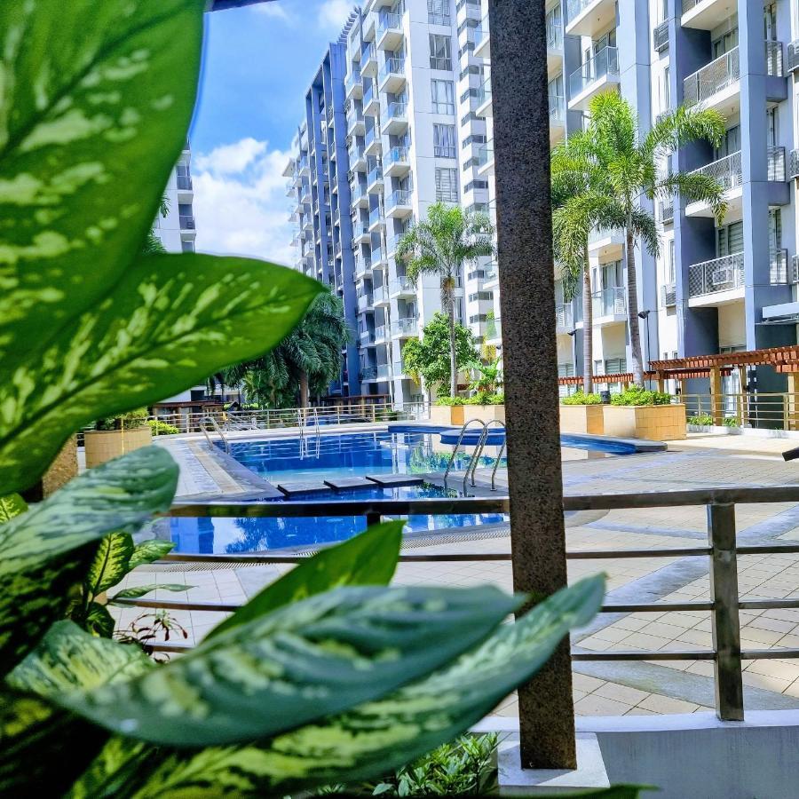 One Palm Tree Villas Condo Across Naia Terminal 3 Manila Eksteriør bilde
