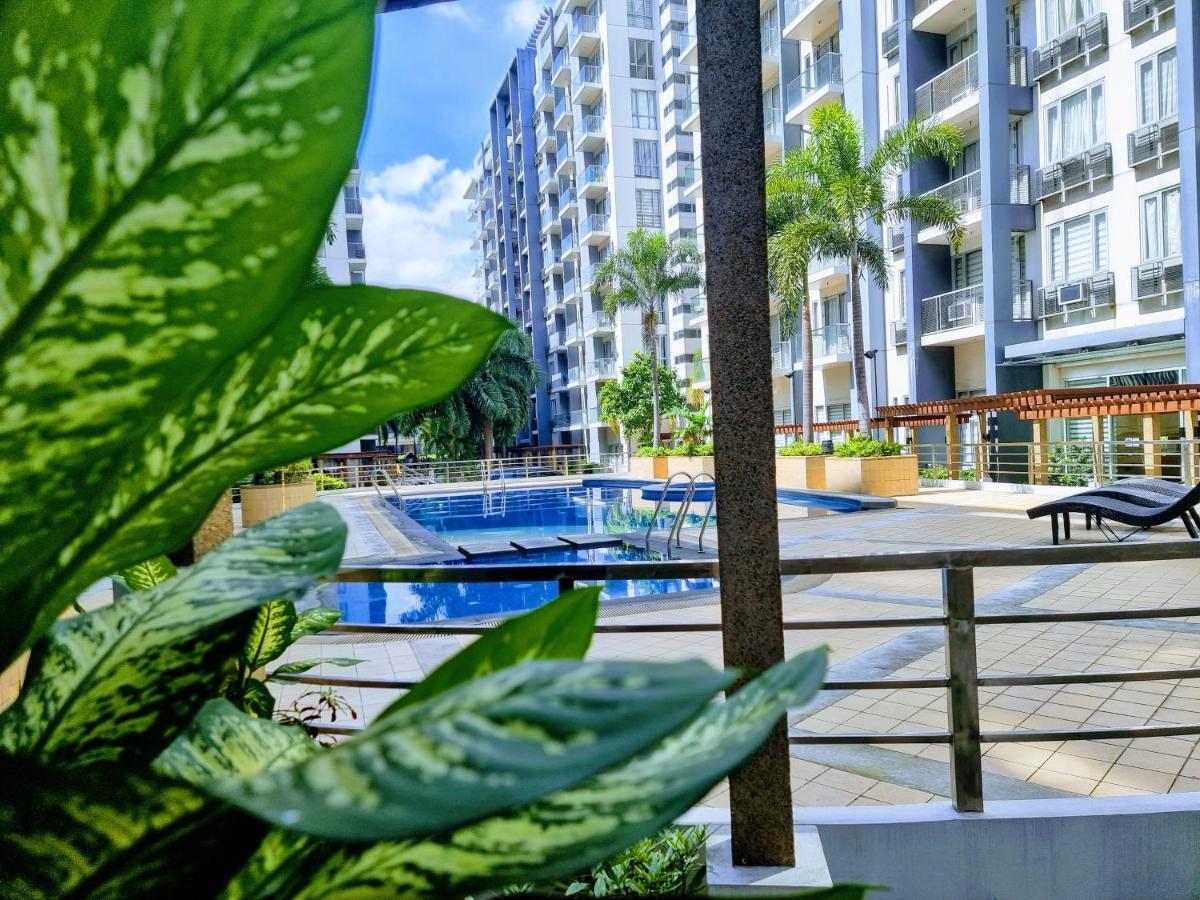 One Palm Tree Villas Condo Across Naia Terminal 3 Manila Eksteriør bilde