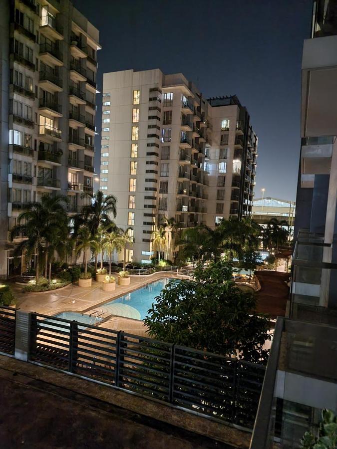One Palm Tree Villas Condo Across Naia Terminal 3 Manila Eksteriør bilde