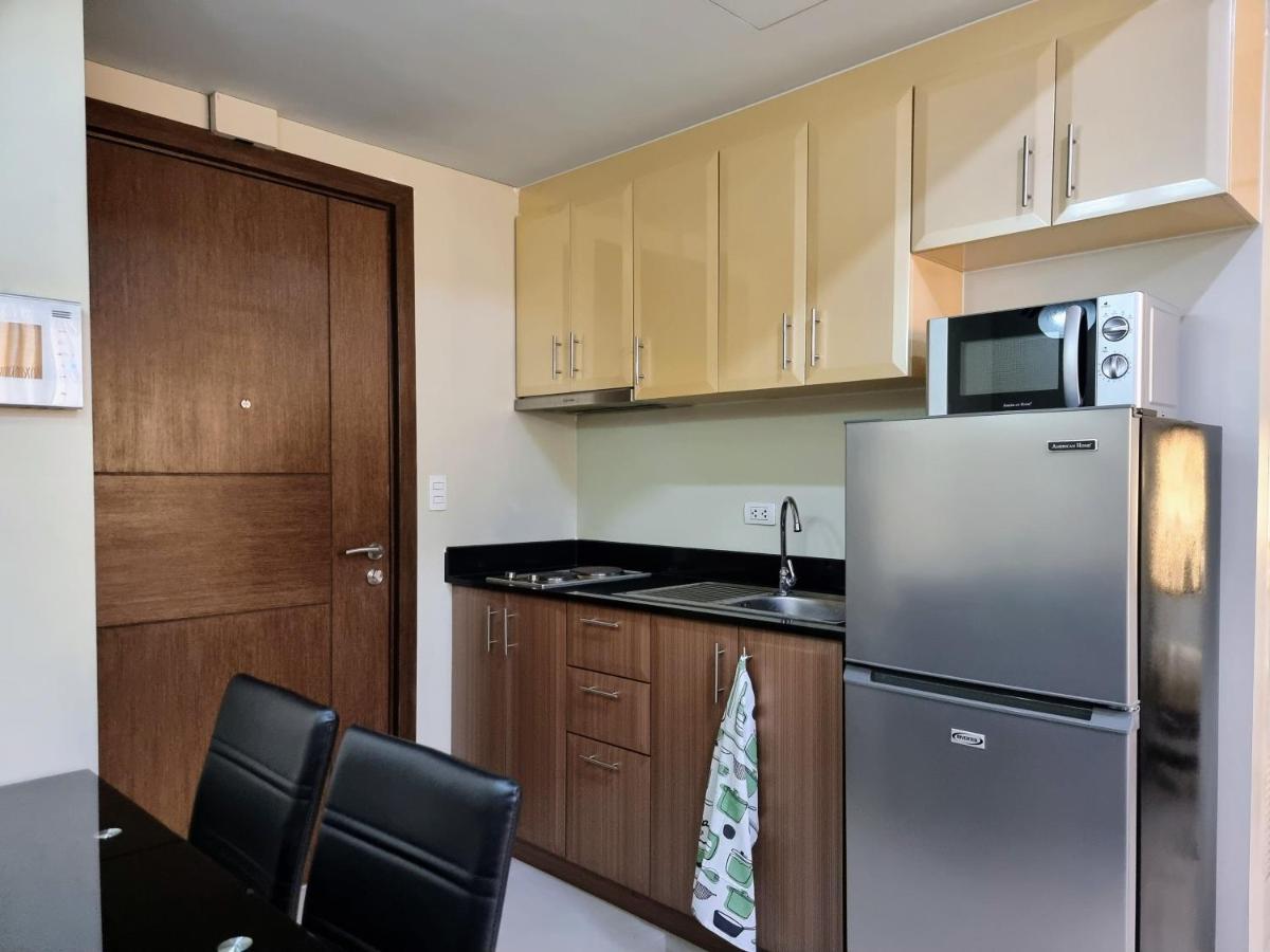 One Palm Tree Villas Condo Across Naia Terminal 3 Manila Eksteriør bilde