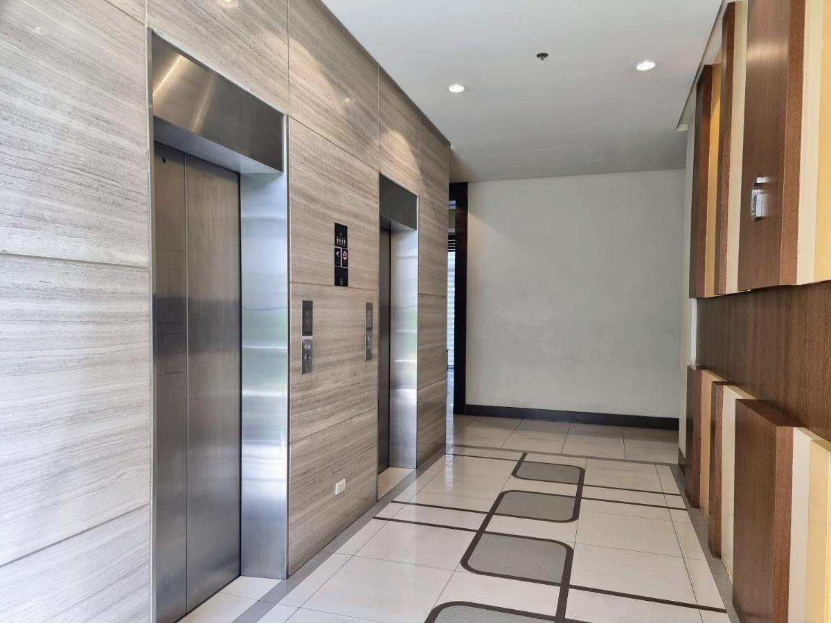 One Palm Tree Villas Condo Across Naia Terminal 3 Manila Eksteriør bilde
