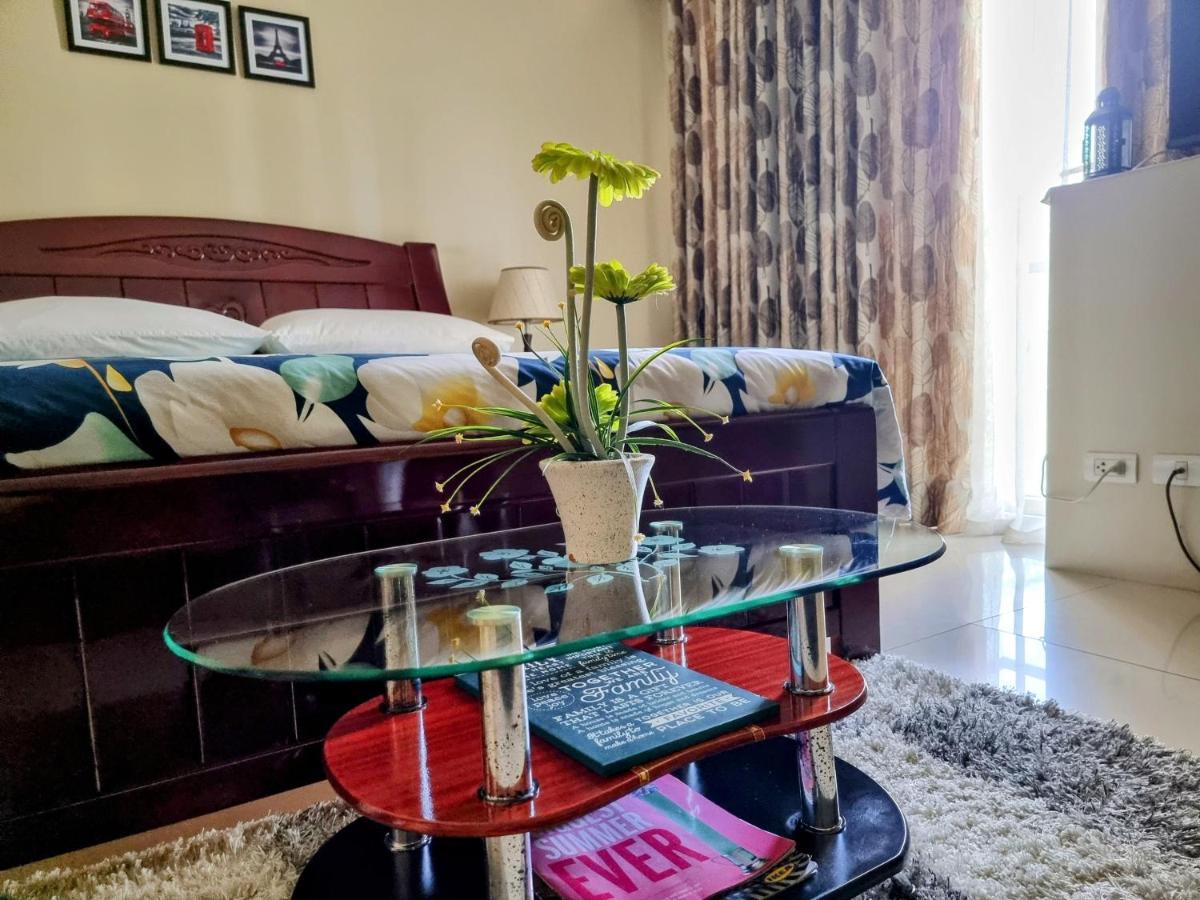 One Palm Tree Villas Condo Across Naia Terminal 3 Manila Eksteriør bilde