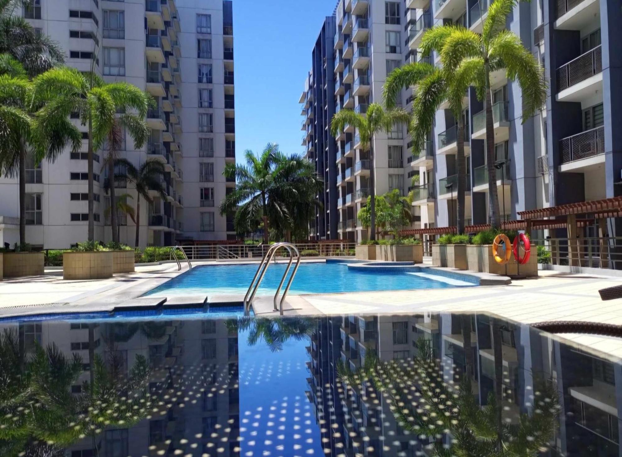 One Palm Tree Villas Condo Across Naia Terminal 3 Manila Eksteriør bilde